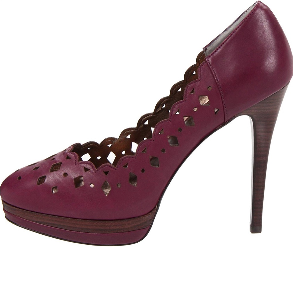 Pelle Moda cutout platform heels size 8